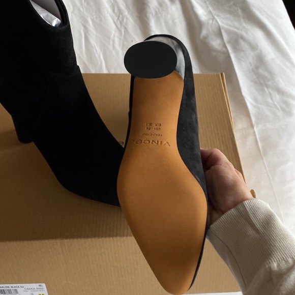 Vince Harlow suede black boots - Picture 4 of 8